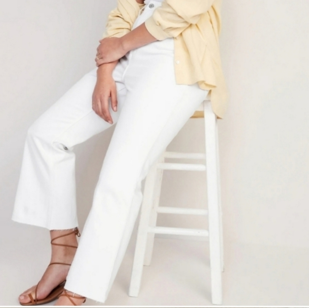 Old Navy 18 High Rise Jeans - Picture 3 of 12